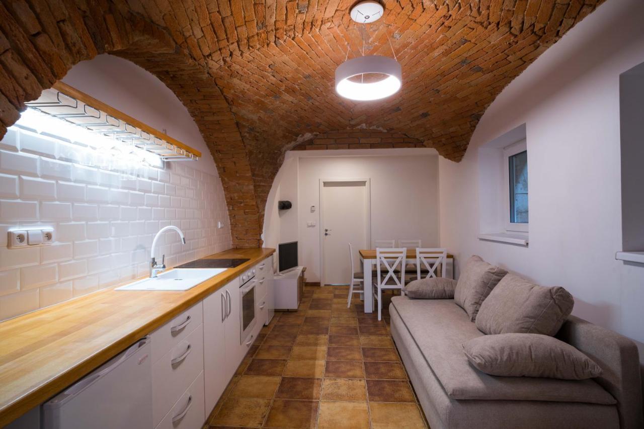 Apartmany Habanska, Cely Dum Pouzdrany エクステリア 写真