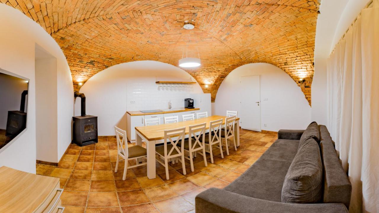 Apartmany Habanska, Cely Dum Pouzdrany エクステリア 写真