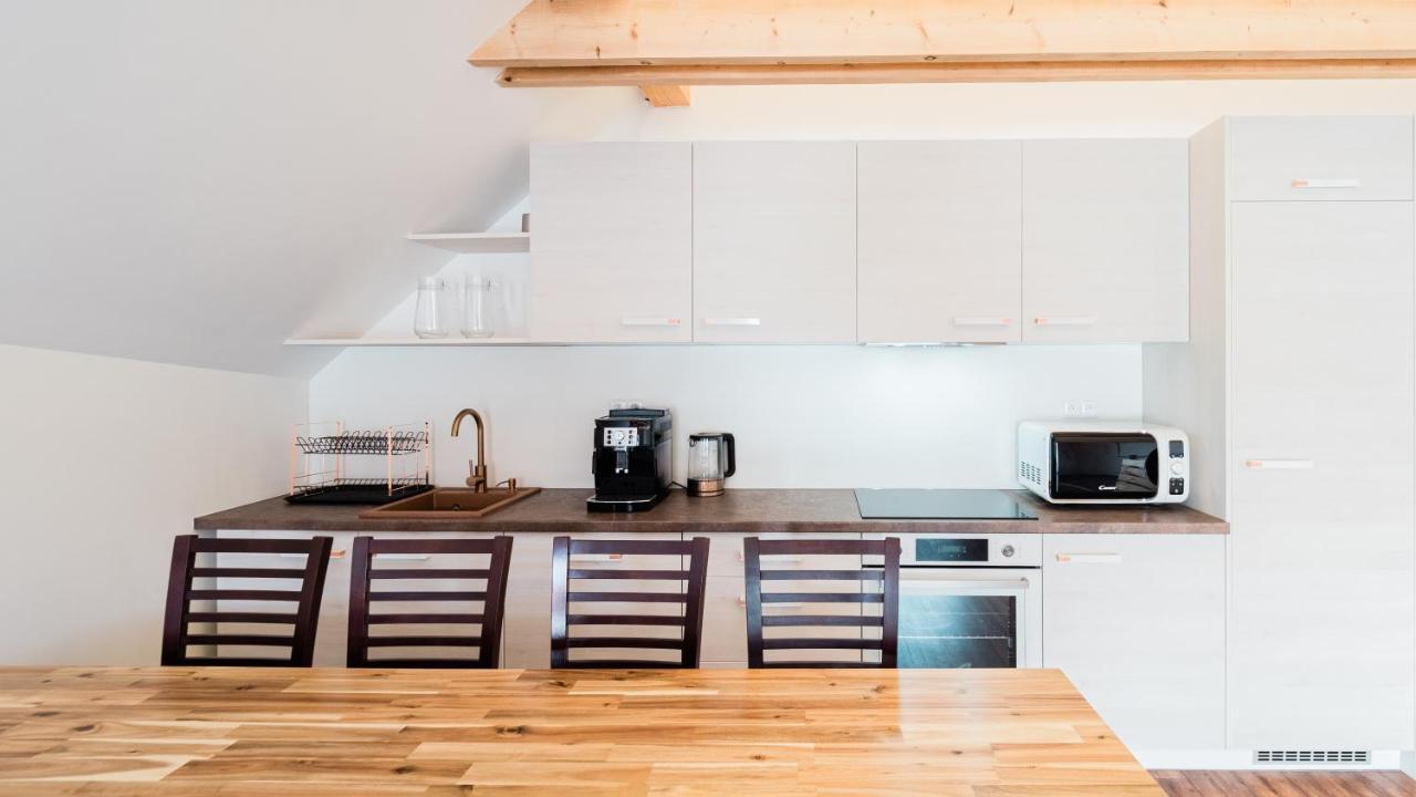 Apartmany Habanska, Cely Dum Pouzdrany エクステリア 写真